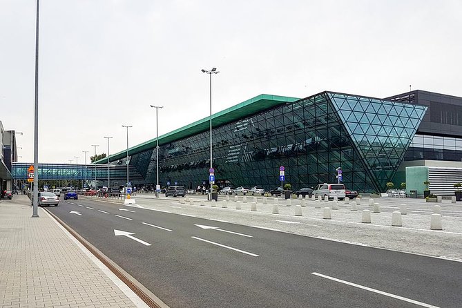 Katowice Airport Krakow Private Transfer, Private Driver Service - Meet & Greet at the Arrival Gate: What You Should Watch For
