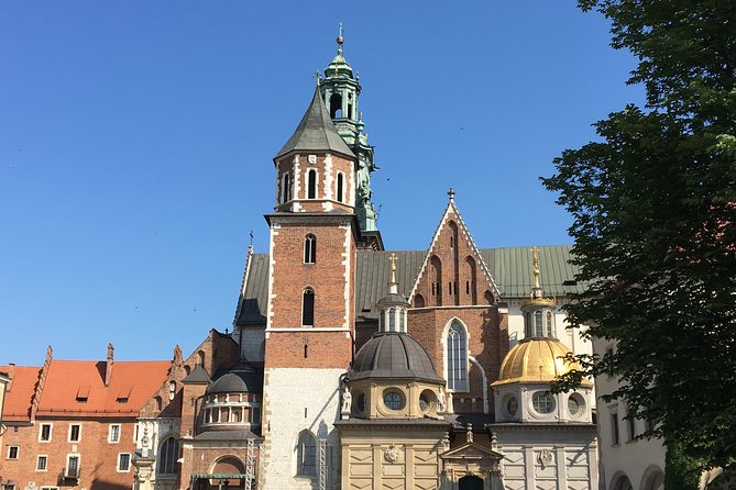 Kazimierz District, the Wawel Hill and Cracow Old Town - Franciscan basilica on Kanonicza and Grodzka: stained glass details you’ll want to spot