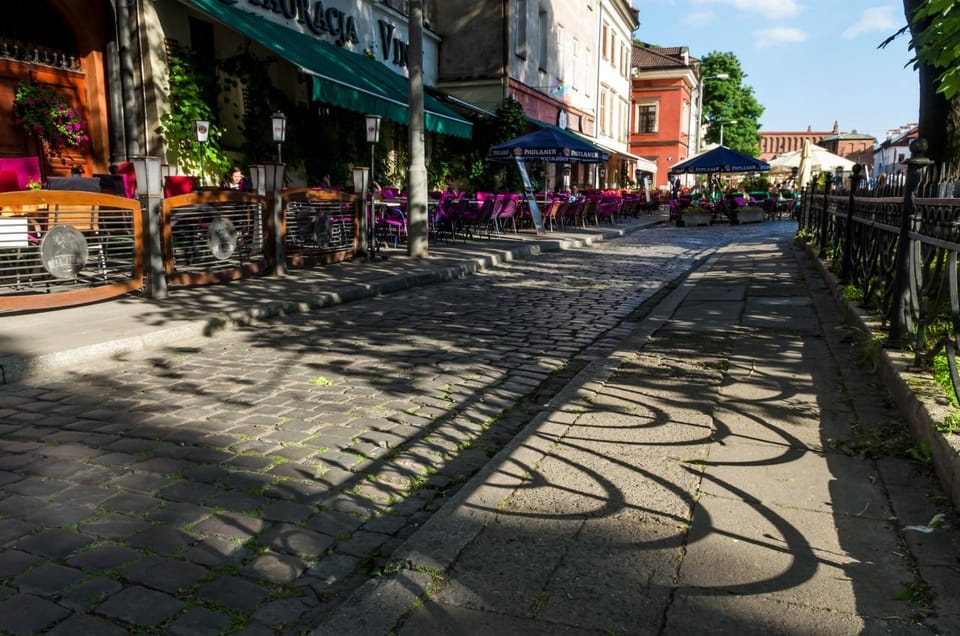 Kazimierz Jewish Quarter Walking Tour - What To Bring (And How To Dress So You Enjoy It)