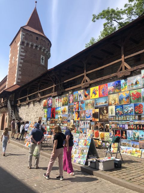 Krakow: 3-Hour Guided Secret Foodies Tour - Where the tour really starts: Plac Nowy and Zapiekanka energy