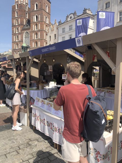 Krakow: 3-Hour Guided Secret Foodies Tour - Schindler’s List settings: movie locations that point to real places