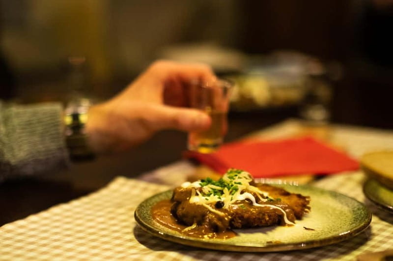 Krakow: 6-Course Full Polish Food Tour with Vodka Tasting - Krakow in 2.5 Hours: Six Courses and Four Vodkas