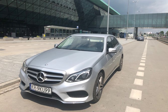 Krakow Airport ↔ Krakow City - Private Transfer - The Mercedes E-Class (and When a Minivan Makes More Sense)