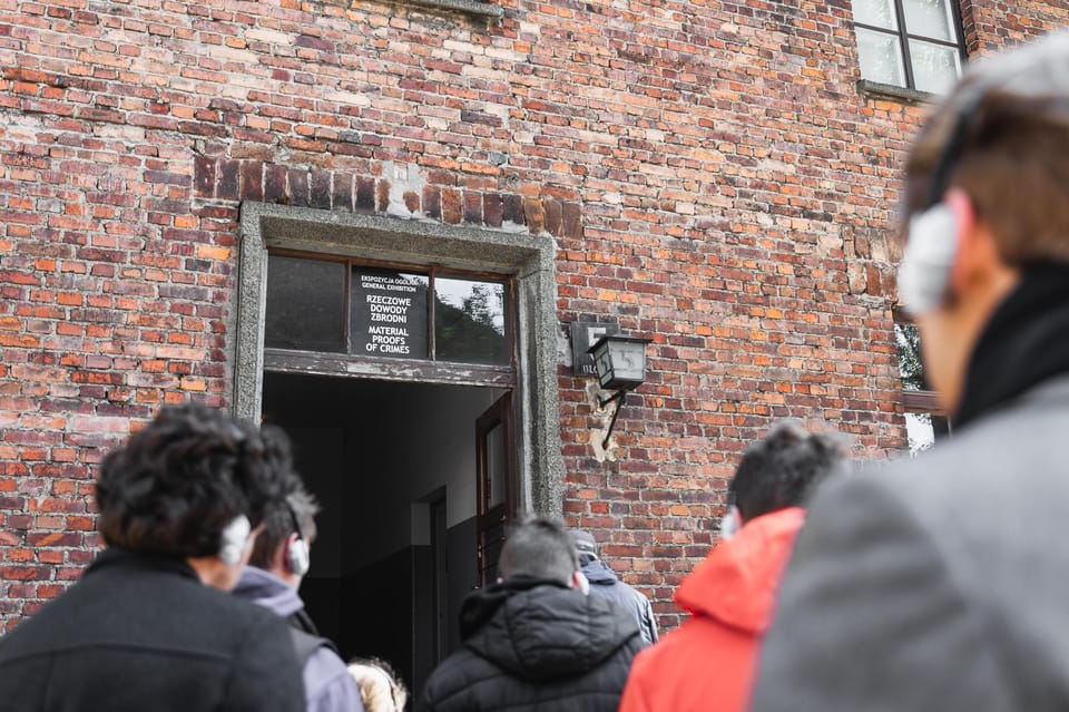 Krakow Auschwitz-Birkenau Memorial Guided Tour Meeting Point - Should you book this Auschwitz-Birkenau guided tour?