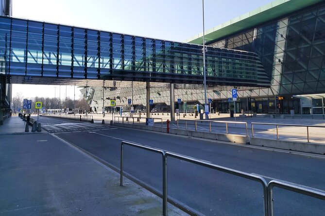 Kraków Balice Airport Transfer: Private One Way - Kraków Balice Pickup: The Part That Usually Wastes Time
