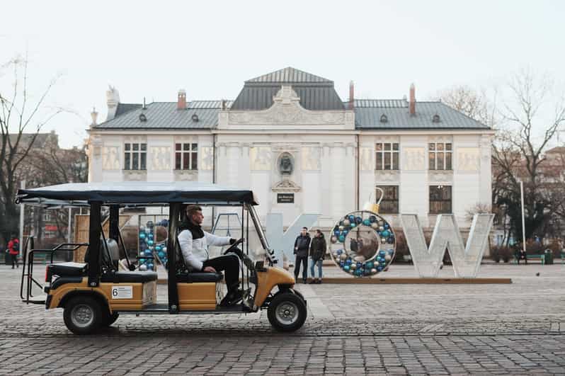 Krakow: City Sightseeing Tour by Golf Cart - Why a golf cart works so well for Krakow
