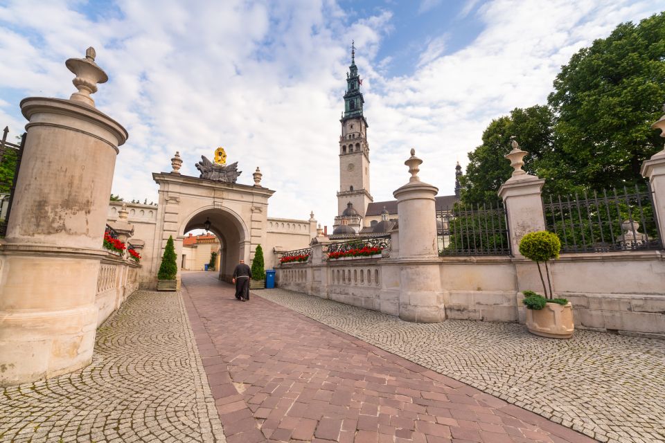 Krakow: Day Trip to Częstochowa - Why Częstochowa feels different than a typical day trip
