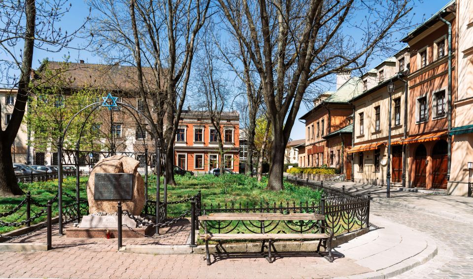 Krakow: Full Tour Regular 1.5h guided city tour by E-Cart - Key Things That Make This Cart Tour Worth Your Time