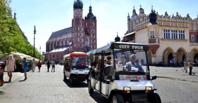 Krakow: Full Tour Regular 1.5h guided city tour by E-Cart - Starting at Matejko Square (plac Jana Matejki 2) and Rolling Out