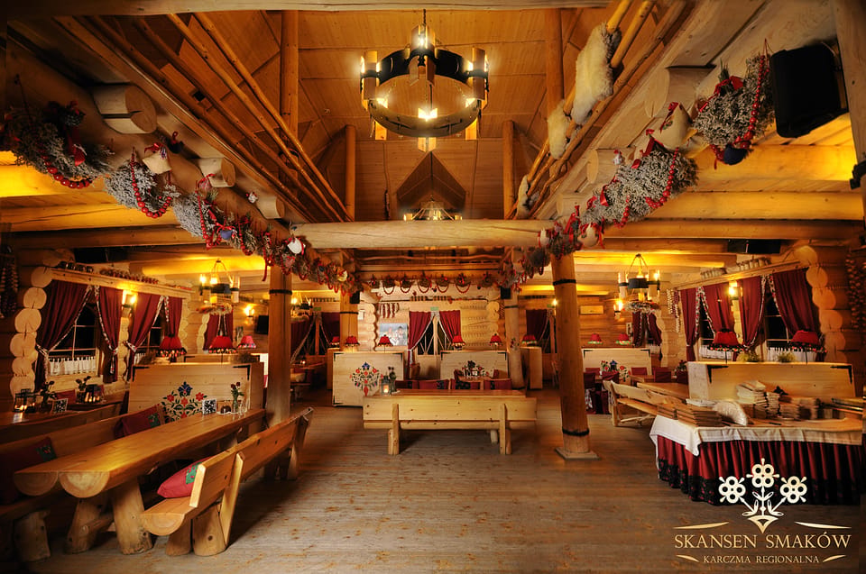 Krakow: Full Traditional Polish Dinner & Folk Show - Should you book this traditional Polish dinner and folk show?