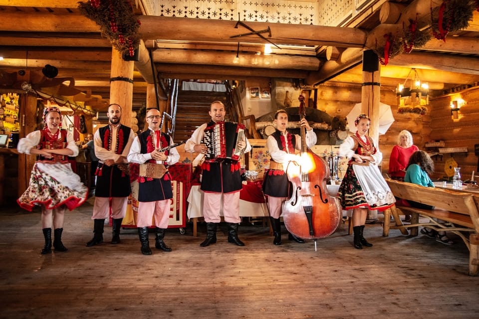 Krakow: Full Traditional Polish Dinner & Folk Show - The meal: kirsh, soup, pork chop, and a proper Polish sweet ending