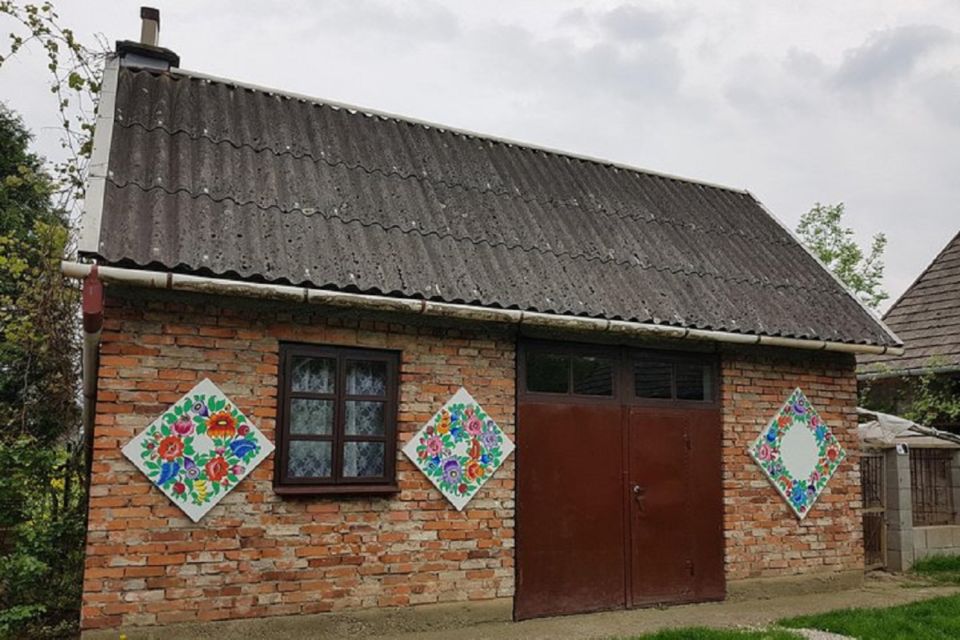 Krakow: Guided Day Tour of Zalipie Village & Museum Entry - Why Zalipie works as a day trip from Krakow