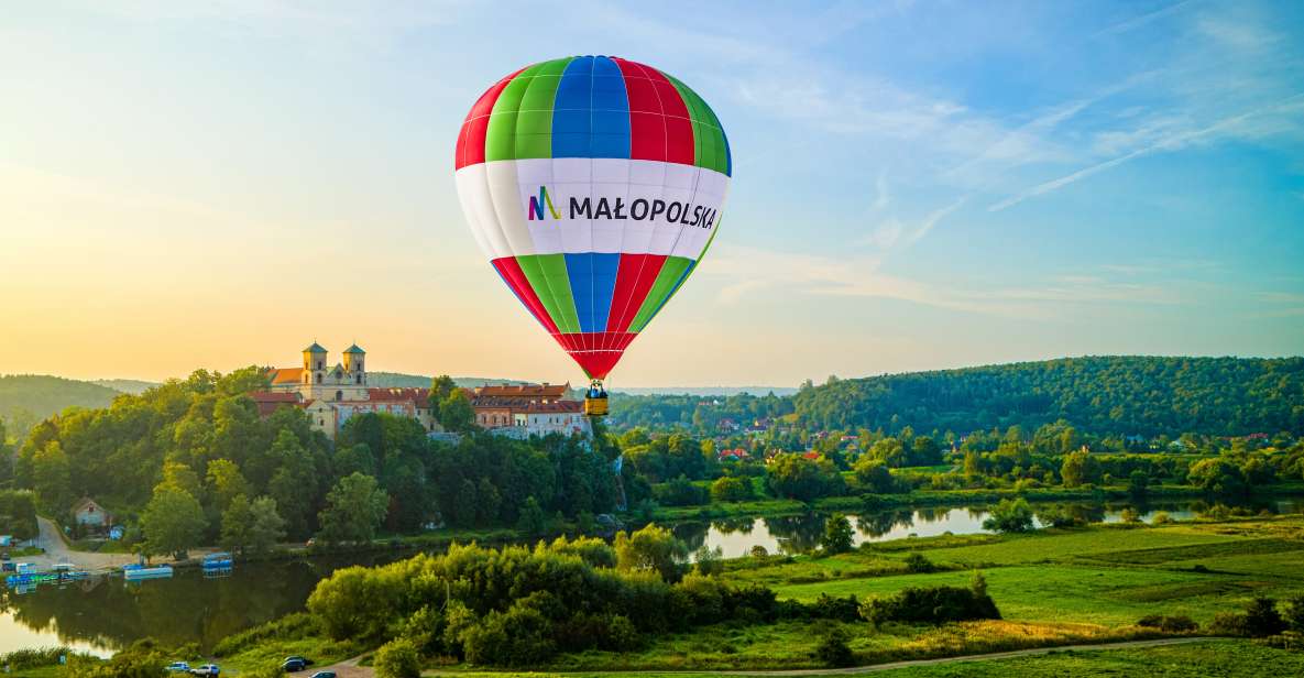 Kraków: Hot Air Balloon Flight with Champagne - Meeting at Kornela Makuszyńskiego 6, then moving to the launch area