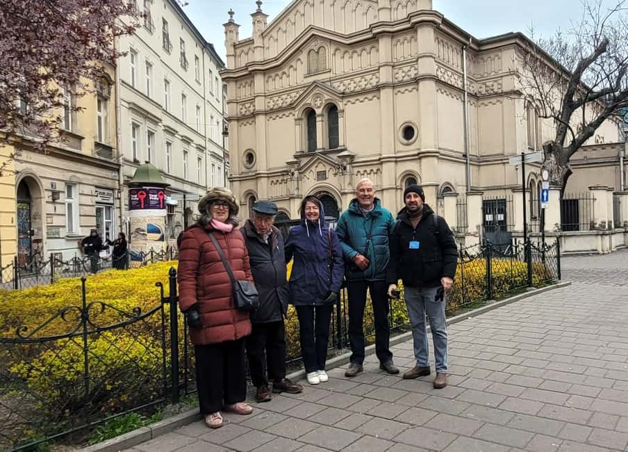 Krakow Jewish District Tour in a Small Group - Meeting at Szeroka 6: setting a good pace right away