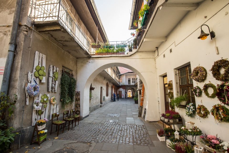 Krakow: Jewish Quarter and Schindler's Factory Guided Tour - Should you book this Jewish Quarter and Schindler’s Factory tour?
