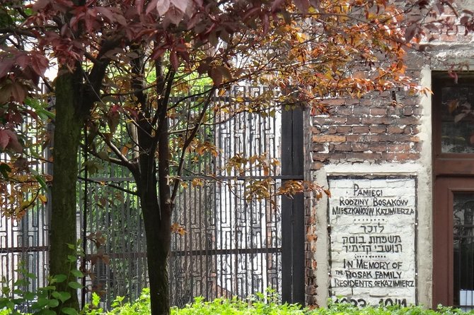 Krakow Kazimierz and Jewish Ghetto Tour with Synagogues - The Schindler’s List thread: history you can actually connect