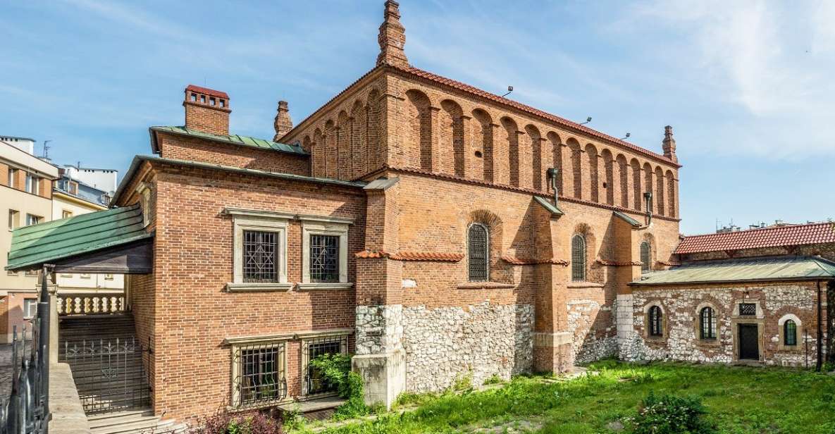 Krakow: Kazimierz Jewish Quarter Guided Walking Tour - Kazimierz isn’t a museum block