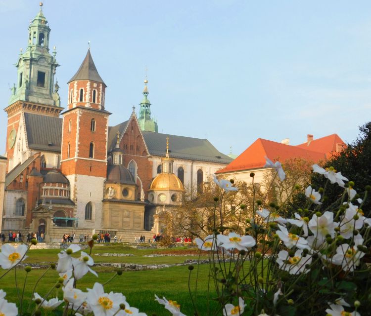 Krakow Old Town and Jewish Quarter in one guided walk - Starting at Plac Jana Matejki: the walk begins where history is staged