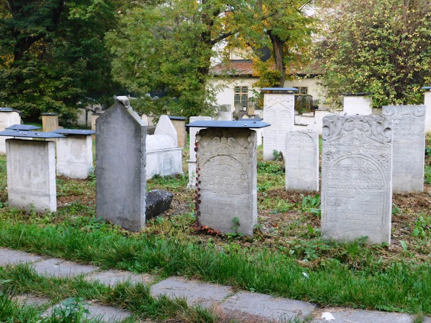Krakow Old Town and Jewish Quarter in one guided walk - Wolnica Square finish: a clean ending point in Kazimierz’s Christian center