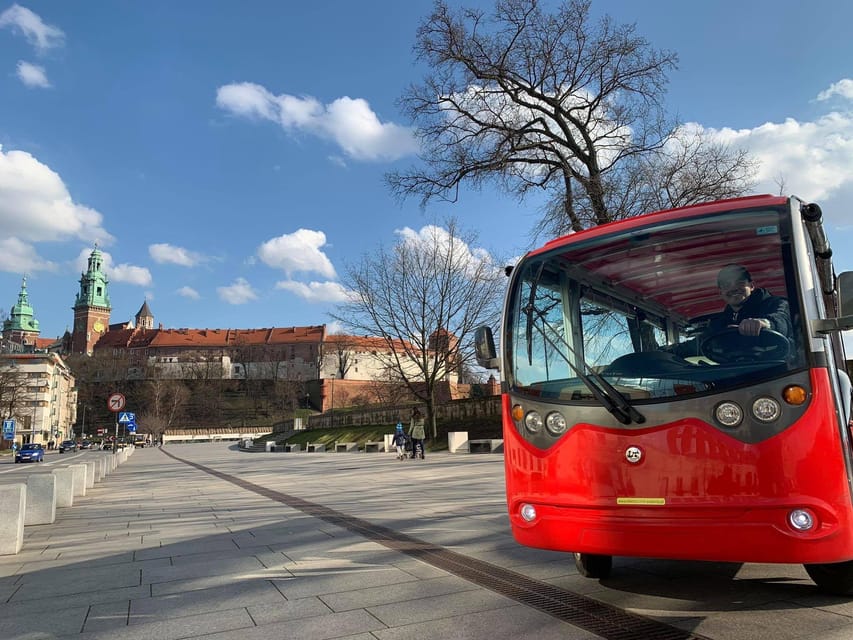 Krakow: Old Town and Wawel Castle Guided Golf Cart Tour - Starting smart: where to meet and how to prepare