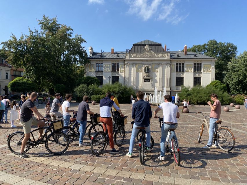 Krakow: Old Town Bike Tour with a Guide - Two hours to get your bearings on Krakow’s Old Town