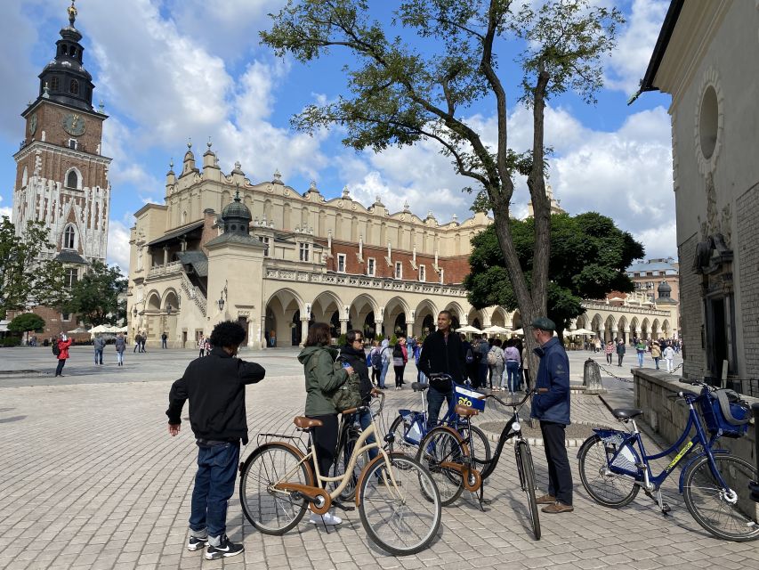 Krakow: Old Town Bike Tour with a Guide - Who should book this and who should skip it