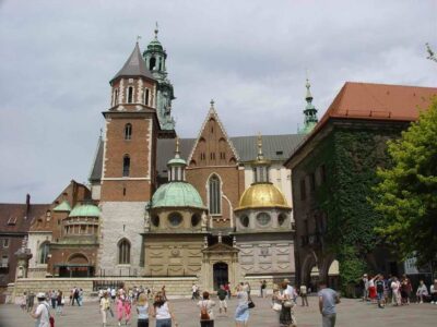 Krakow: Old Town Private Guided Walking Tour - Florianska Street to Main Market Square: the medieval heart, explained