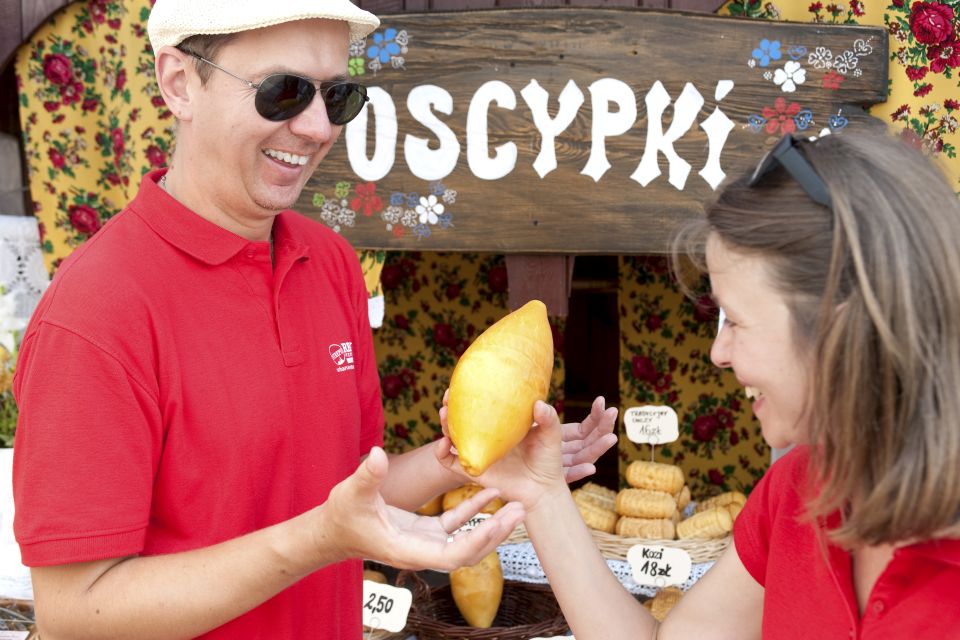 Krakow: Pierogi Home Cooking Class - Snacks, Beer, and Family-Style Dining After Cooking