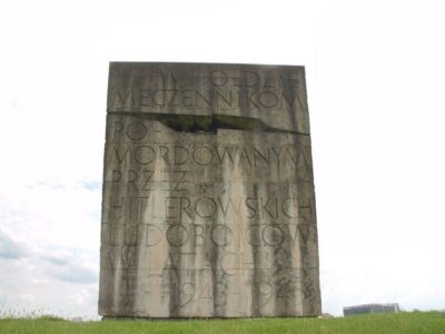 Krakow: Plaszow Concentration Camp Walking Tour - How Plaszow changed from forced labor to a concentration camp (1940 to 1941)
