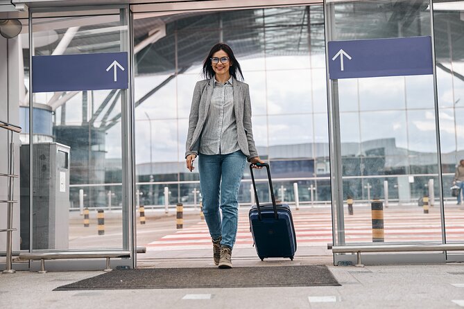 Krakow Private Airport Eco-transfer by Fully Electric car - What You’re Really Booking: A Private 30-Minute Electric Ride