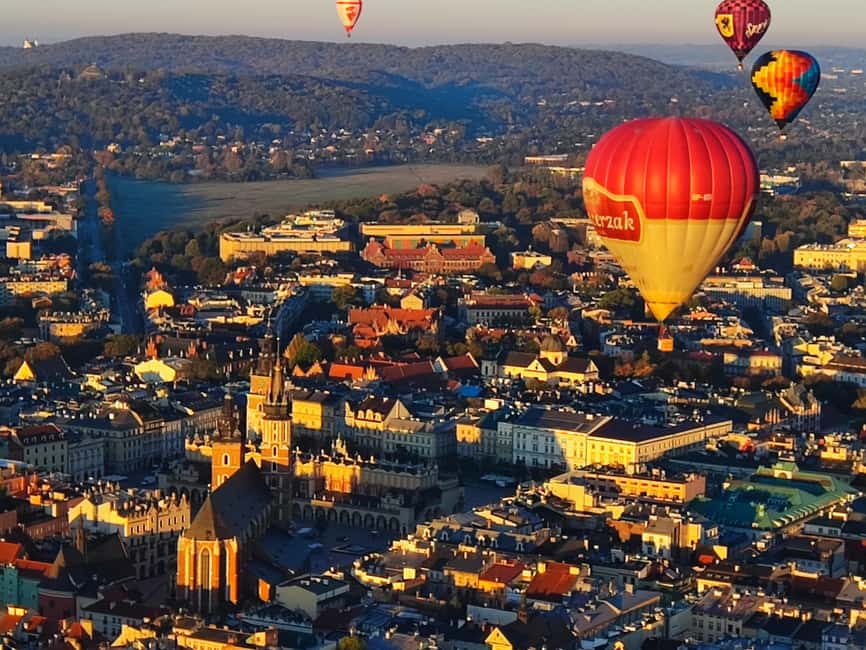 Kraków: Private Hot Air Balloon Flight with Champagne - Why a private hot air balloon over Kraków works so well