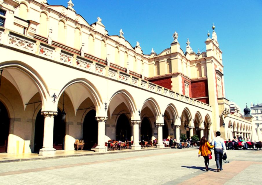 Krakow: Private Panoramic Tour by Golf Cart with Audio Guide - Podgórze and the former ghetto zone: heavier stops, clearer context