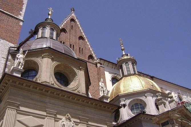 Krakow Private Walking Tour with Schindler's Factory - Hotel pickup and the realistic timing of a 5-hour route