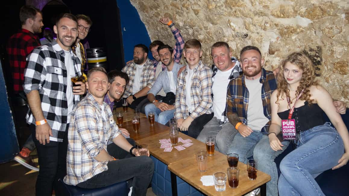 Krakow: Pub Crawl with Shots, Drinks & Skip-the-Line Entry - Skip-the-Line Entry: The Big Payoff When Clubs Get Crowded