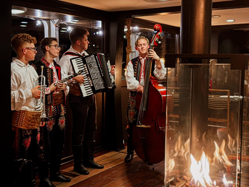 Krakow: Regional Polish Dinner with Vistula River Cruise - Key things to know before you go