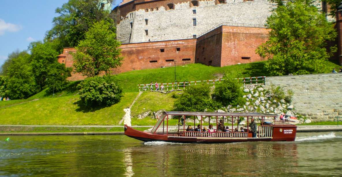 Krakow: Scenic River Cruise - Getting to Przystań Maja i Gucio without stress