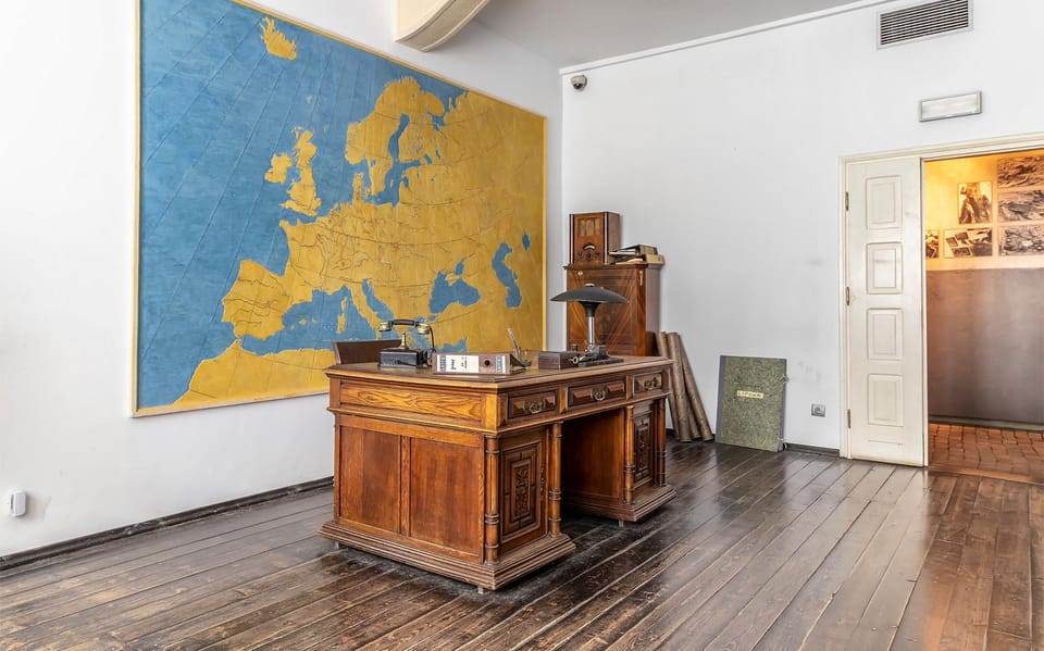 Krakow: Schindler's Factory Entry Ticket (Optional Guide) - Multimedia + artifacts: how to pace yourself
