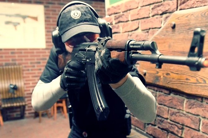Krakow: Shooting Range - Small Group/Private Options - Shooting packages: how to pick your option