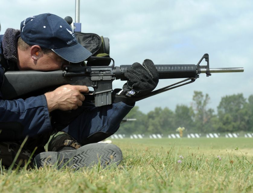 Krakow: Shooting Session - Instructor briefing: what you learn before any trigger time