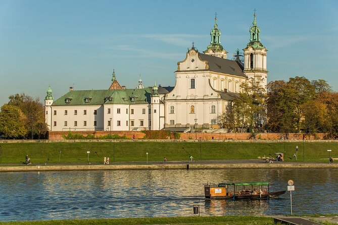 Krakow: Sightseeing Cruise on the Vistula River - Why a Vistula Cruise Beats Another Walking Loop in Krakow
