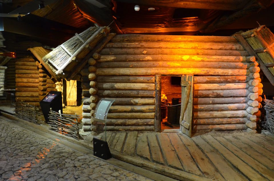 Krakow: Skip the Line Underground Museum and Old Town - The Underground Museum: corridors, remains, and former streets