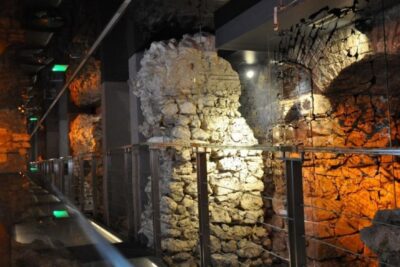 Krakow: Skip the Line Underground Museum Private Guided Tour - What skip-the-line tickets really buy you