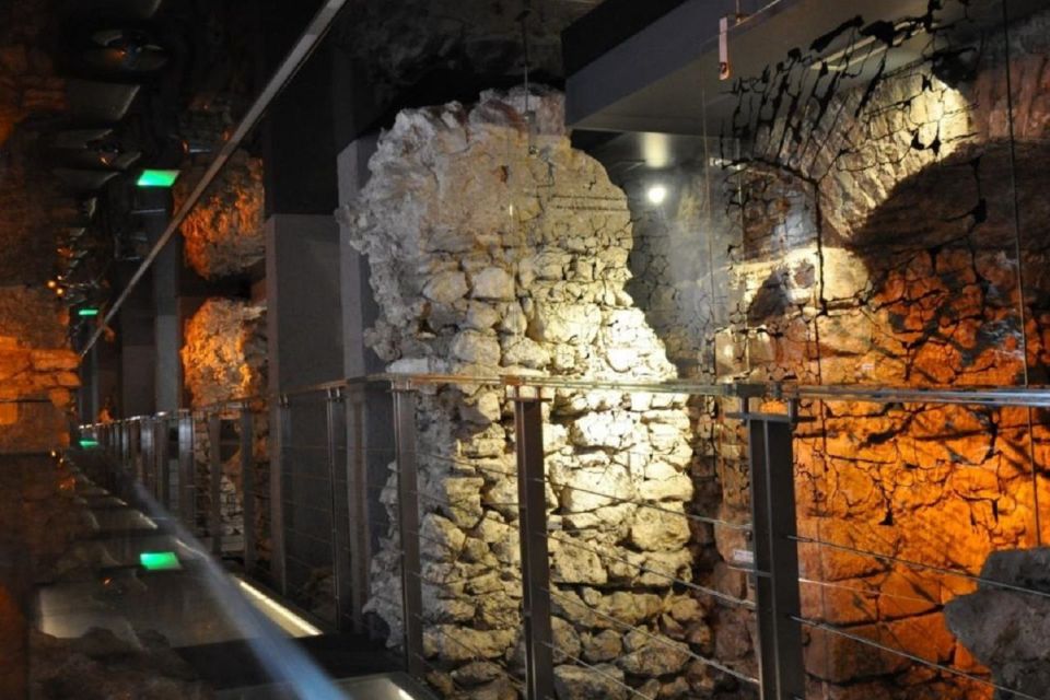 Krakow: Skip the Line Underground Museum Private Guided Tour - What skip-the-line tickets really buy you
