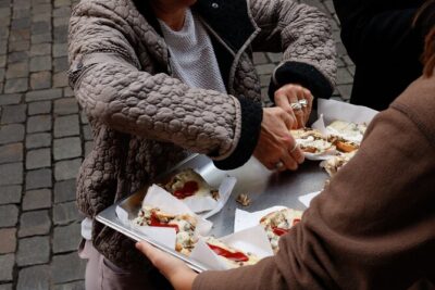 Krakow: Street Food Walking Tour - First bites in Krakow’s center: obwarzanek and zapiekanka