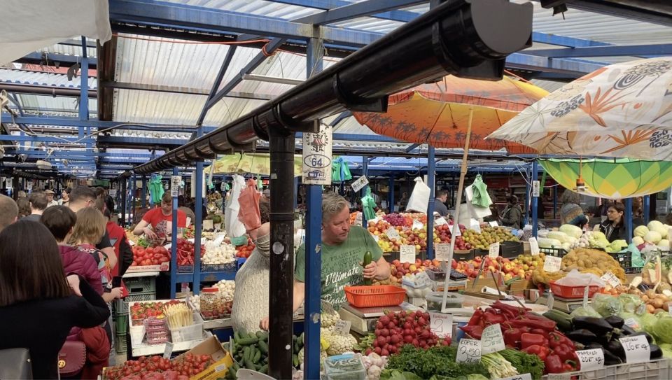 Krakow: Traditional Street Food Walking Tour - The Old Town route: stories that make the flavors click