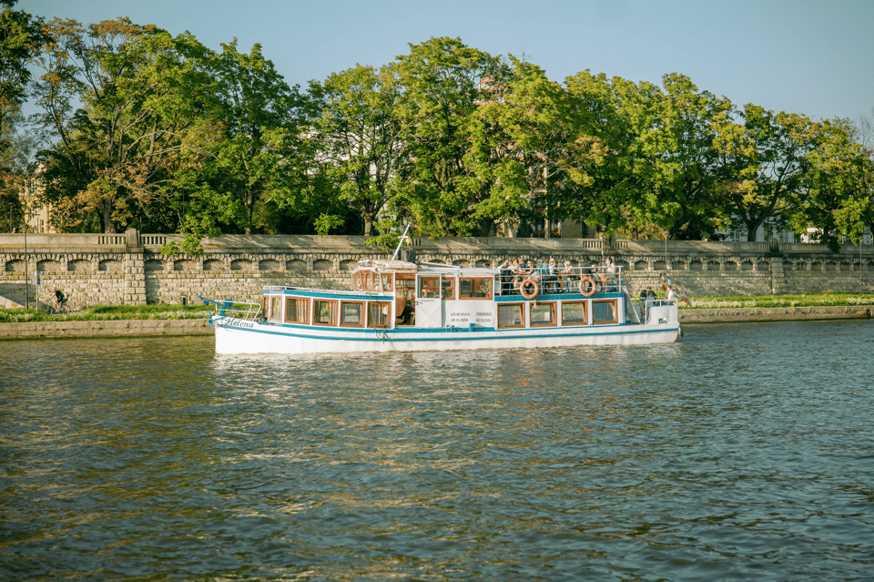 Krakow: Vistula River Sightseeing Cruise ️ - Who this cruise suits best