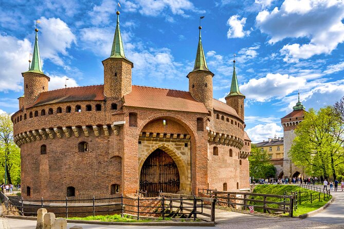 Krakow Walking Tour with Audioguide on Your Smartphone - St. Florian’s Gate and Florianska Street: The Royal Route on Foot
