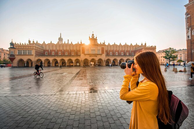 Krakow Walking Tour with Audioguide on Your Smartphone - Jagiellonian University Courtyards: Collegium Maius and Collegium Iuridicum
