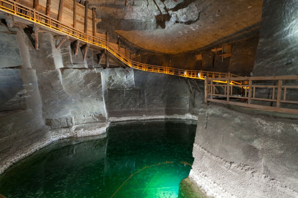 Krakow: Wawel Castle, Cathedral, Salt Mine, and Lunch - Value check: is $152 per person worth it