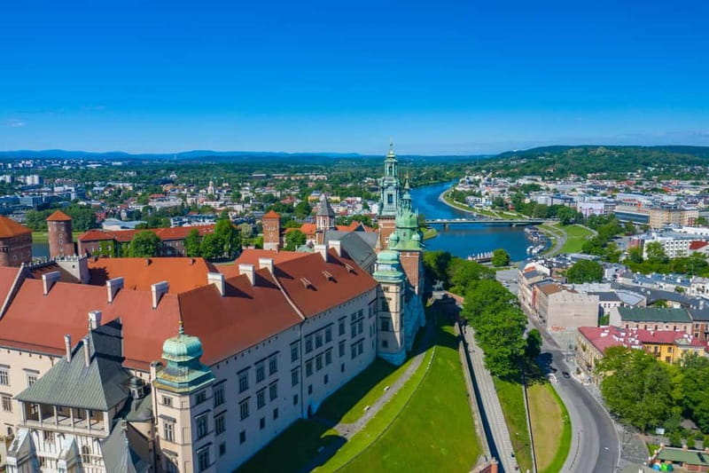Krakow: Wawel Hill Audioguide Tour - Dragon’s Den finale: legends you can locate in real space